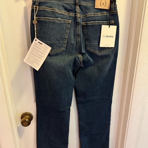 (+)People Maura Studded Straight Leg Jeans Made in Italy Women’s SZ 30 - Picture 2 of 7